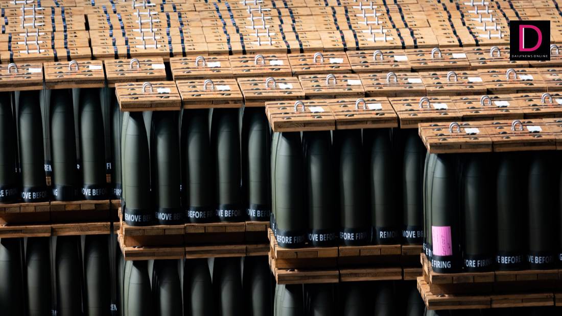 US Aims to Quadruple Production of 155mm Artillery Shells by 2025 to