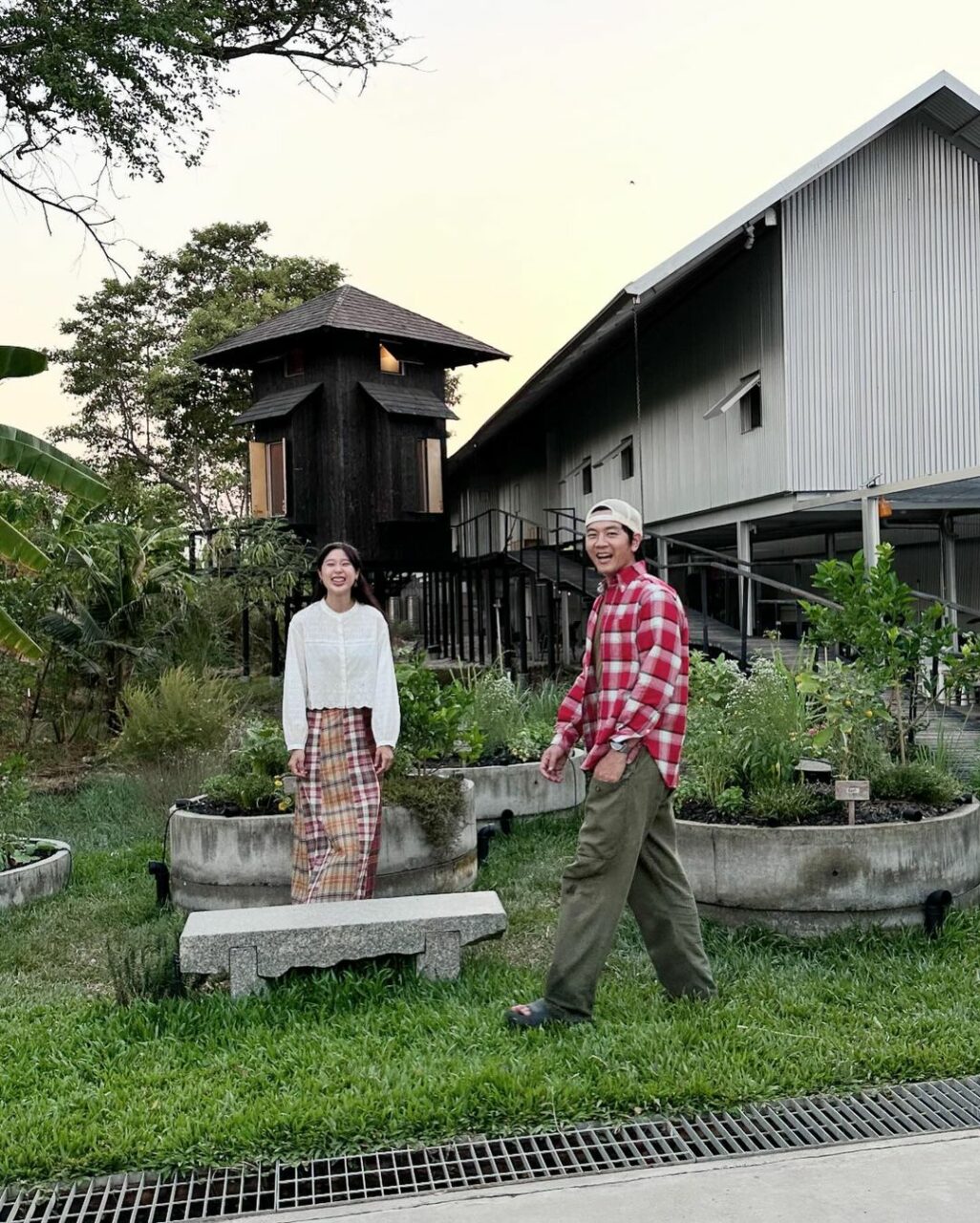 ส่องความรวยไม่ธรรมดา 'แก้ว จริญญา'ภรรยา 'โทนี่ รากแก่น'หลังถูกแซะทำงานบ้าง! | เดลินิวส์